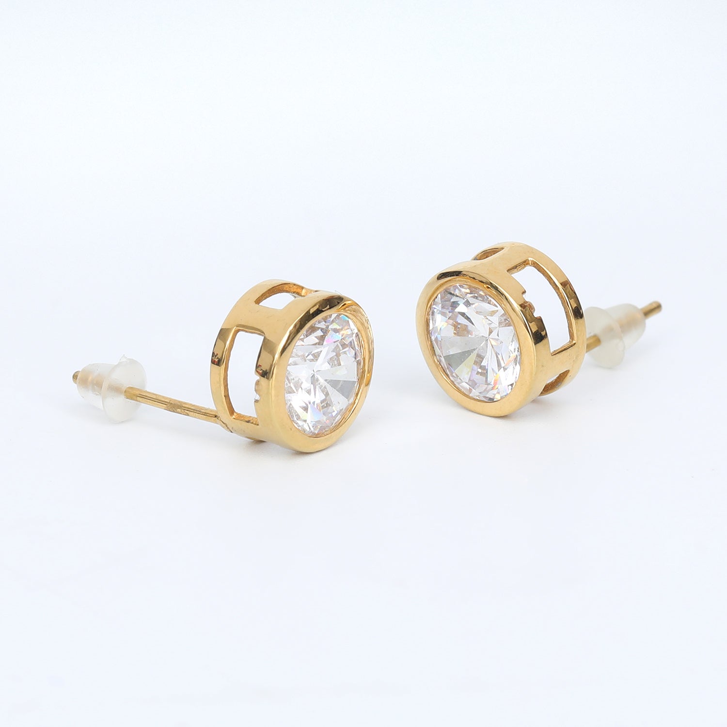 DLB Swarovski Brilliance: Titanium Bezel-Set Stud Earrings (gold)